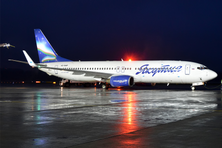 Boeing 737-86N Yakutia Airlines